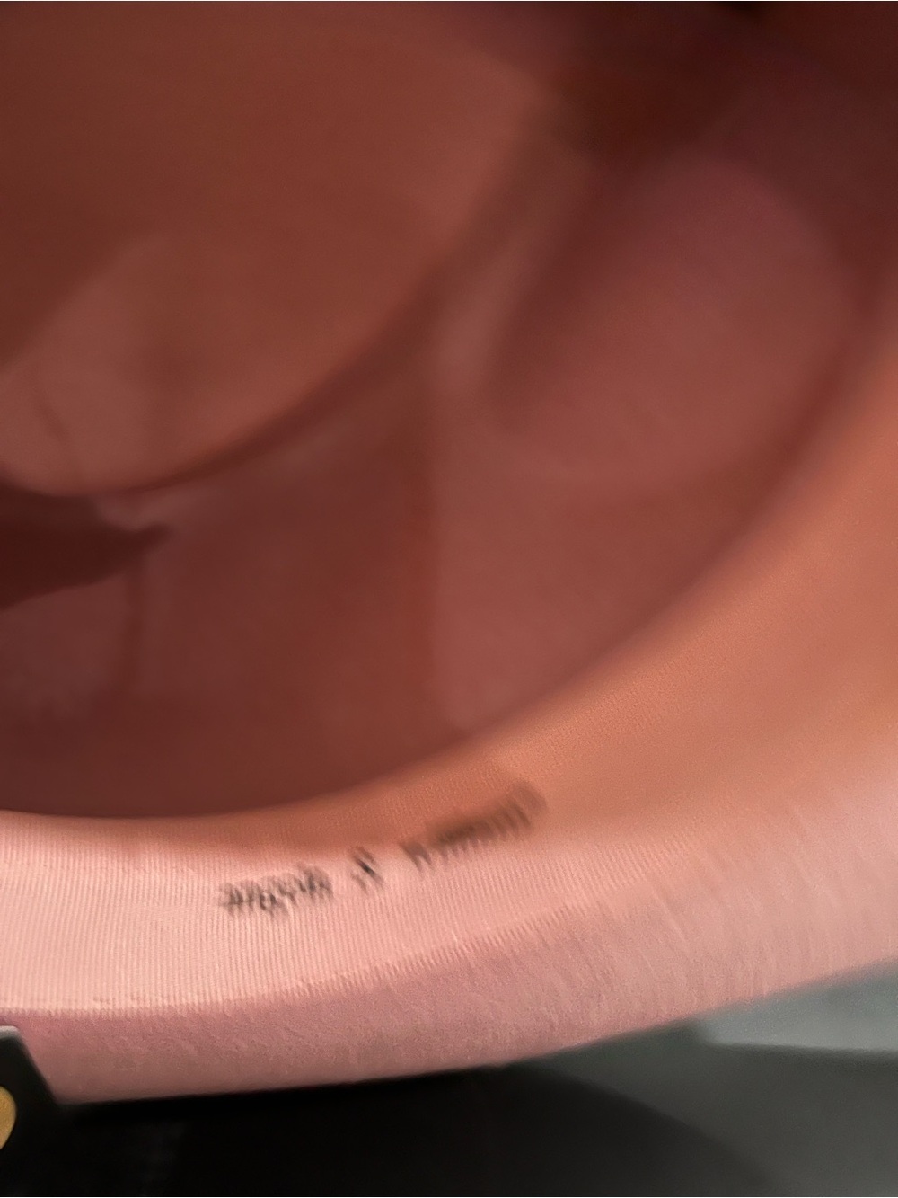 Angela & Willam pink woman's hat - Picture 5 of 10